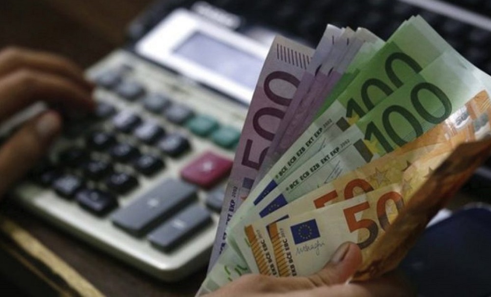 Korriku me paga 900 euro per administraten, paralajmerohet rritje dhe per pensionet